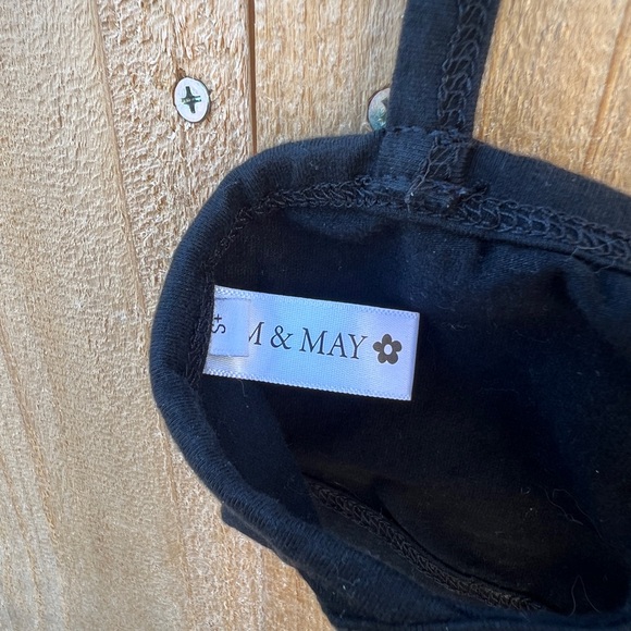 Em and May - Wavy Bralette in Black (S+) - Picture 3 of 4